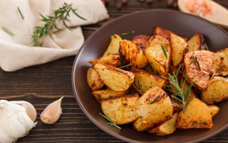 Geroestete Kartoffeln mit Kraeutern